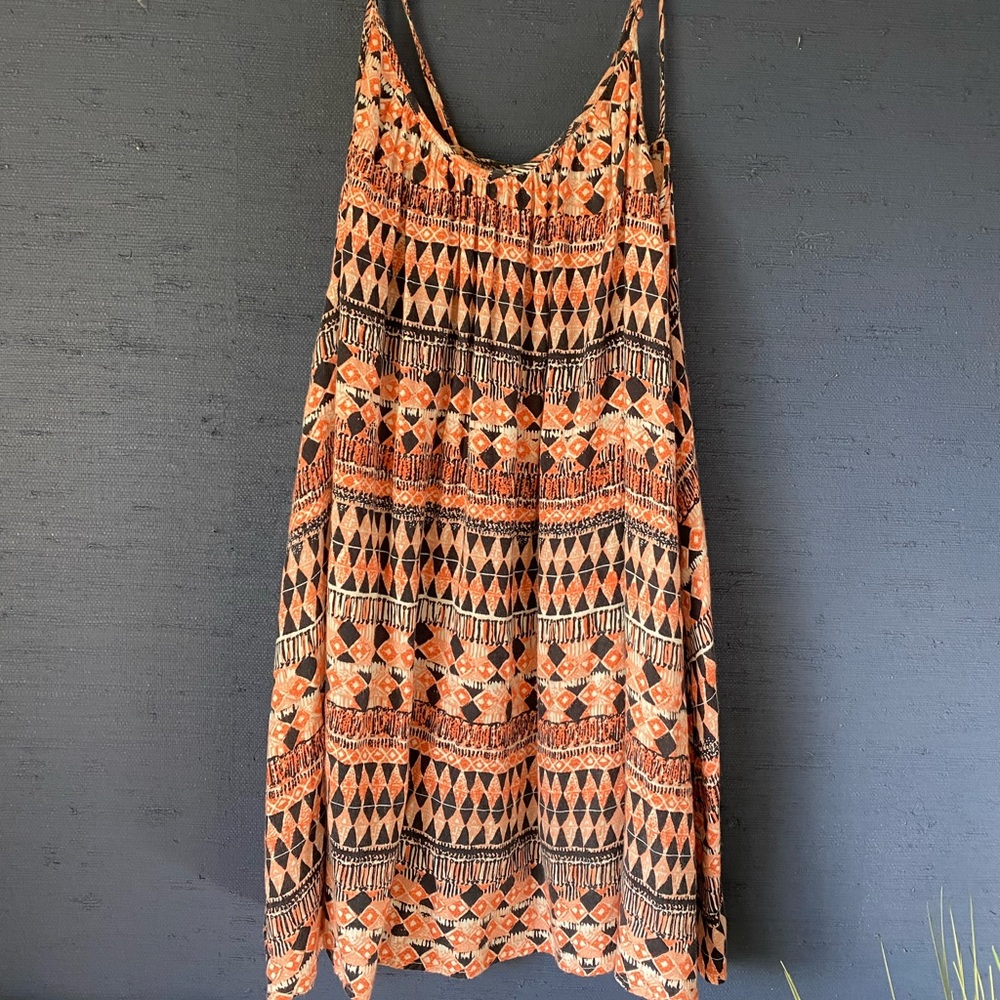 Volcom dress, great used condition.